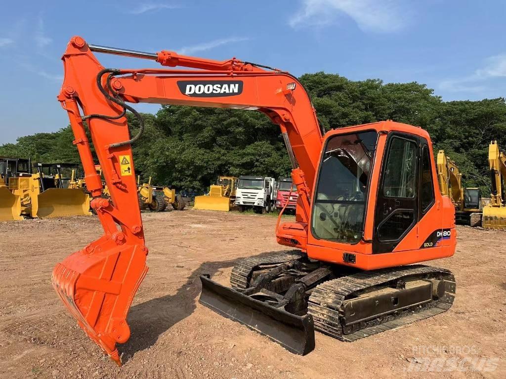 Doosan DH 80 Midi bageri 7t – 12t