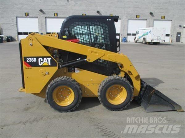 CAT 236 D Skid steer mini utovarivači