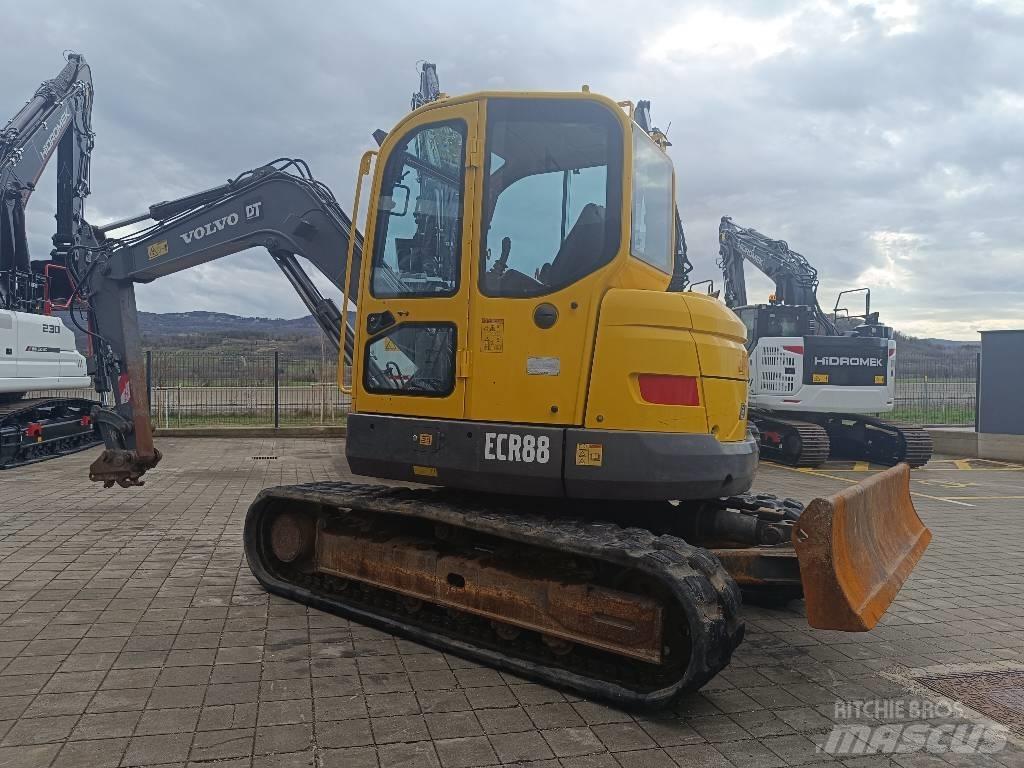 Volvo ECR 88 Midi bageri 7t – 12t