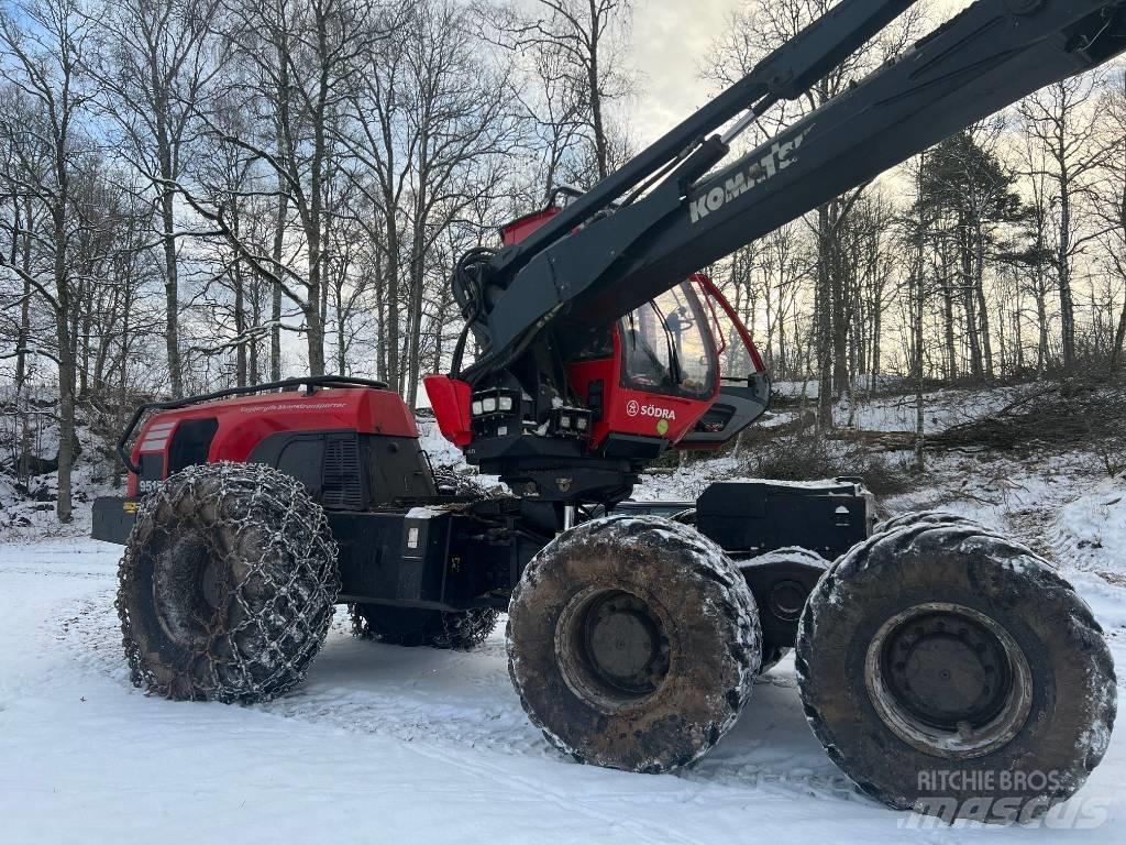 Komatsu 951 Harversteri