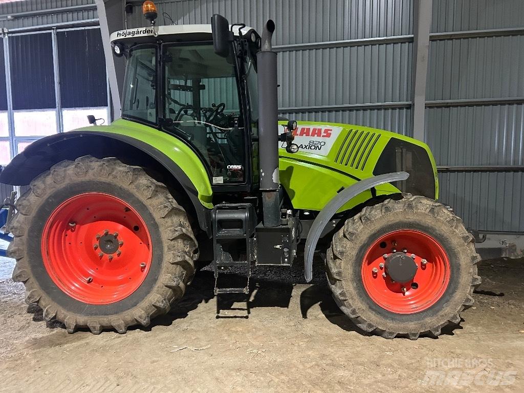 CLAAS 820 Traktori
