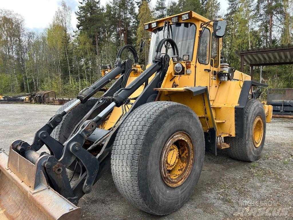 Volvo L 120 Utovarivači na točkove