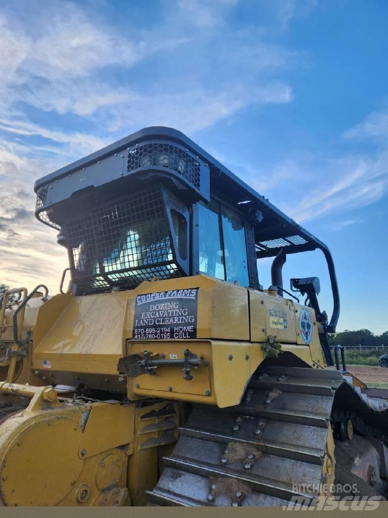 CAT D 6 Buldožeri guseničari