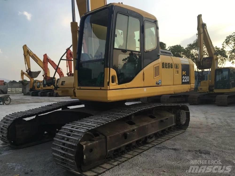 Komatsu pc220-7 Bageri guseničari