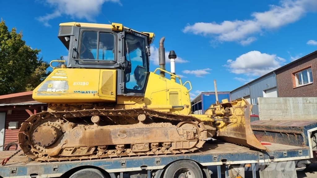 Komatsu D 51 EX-22 Buldožeri guseničari