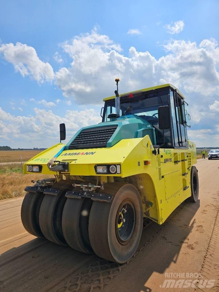 Ammann ART 240 Gumeni valjci na točkovima