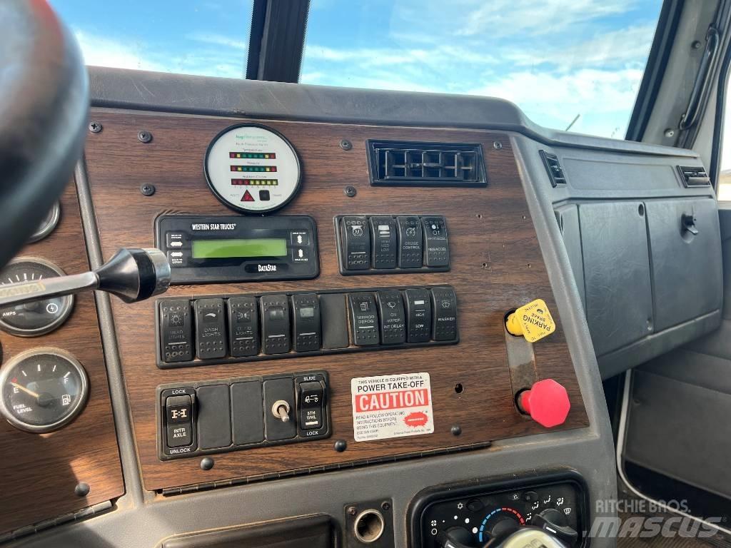Western Star 4900 Derik kranovi