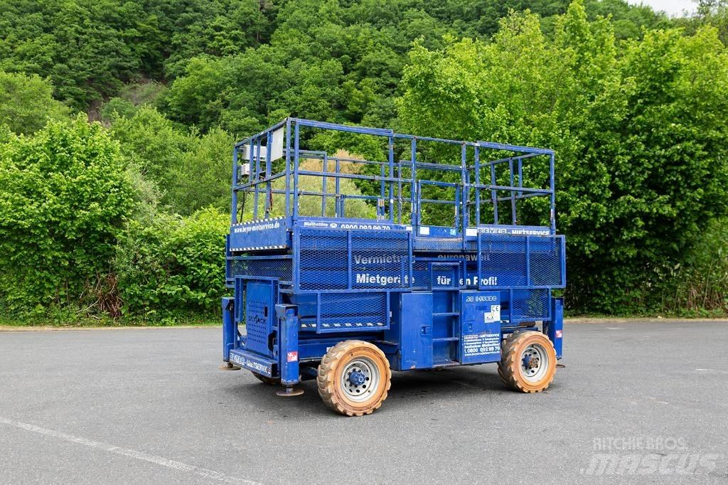 SkyJack 8841 RT Makazaste platforme