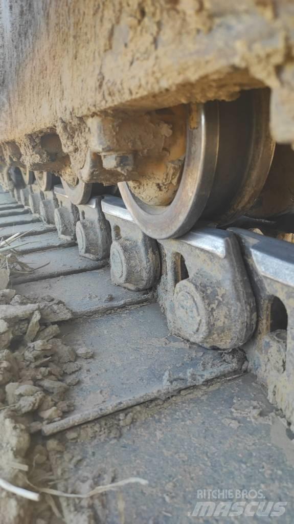 CAT D 6 R Buldožeri guseničari