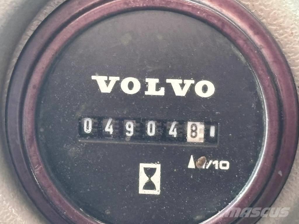 Volvo EC 140 E Bageri guseničari