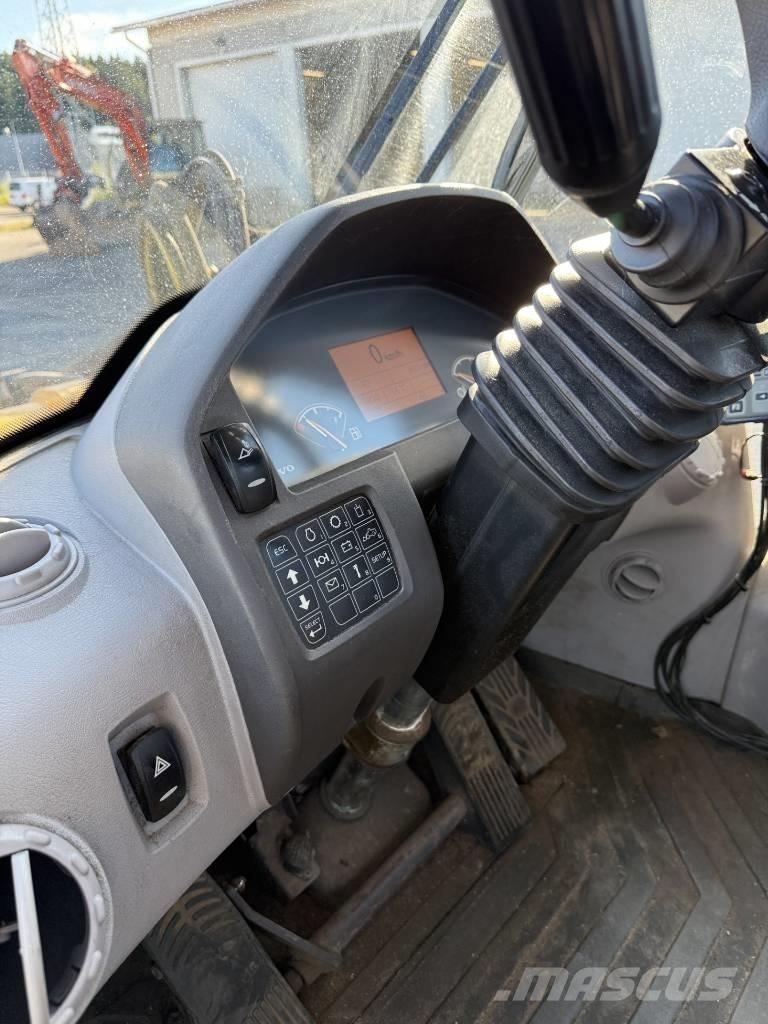 Volvo L 45 TP/S Bageri guseničari