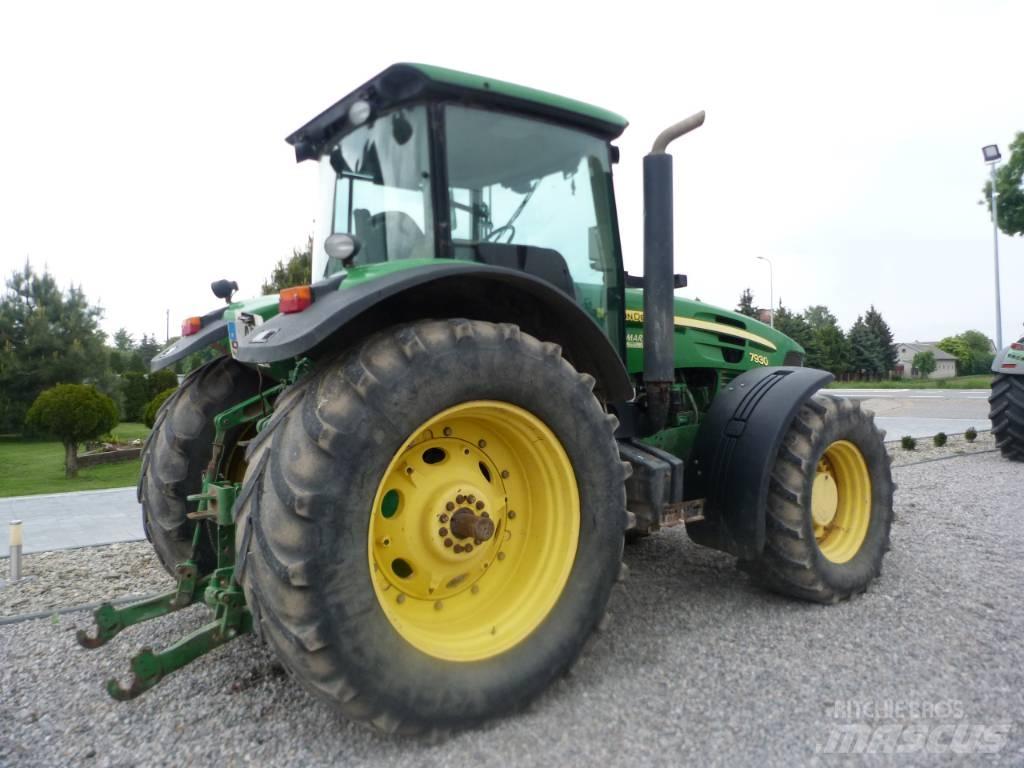 John Deere 7930 Traktori