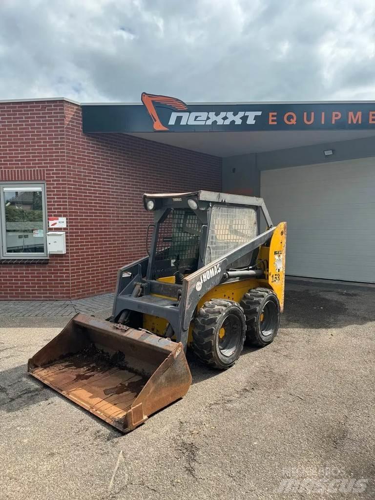 Thomas T153 Skid steer mini utovarivači