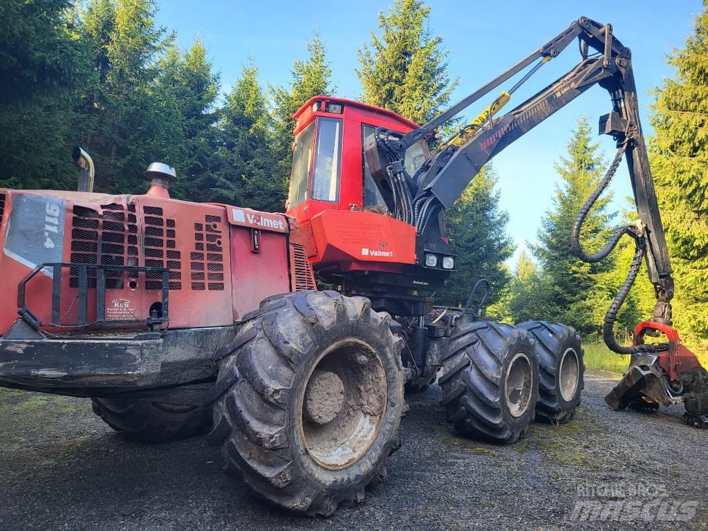 Komatsu 911.4 Harversteri