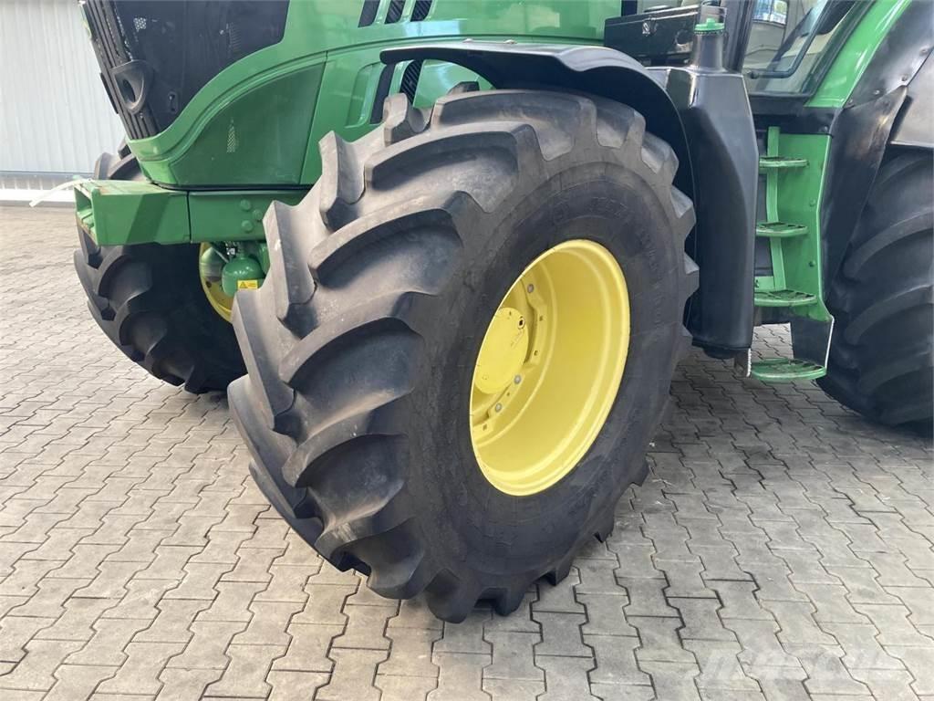 John Deere 6170R Traktori