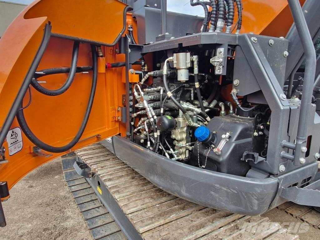 Develon DX 140 LCR-7 Bageri guseničari