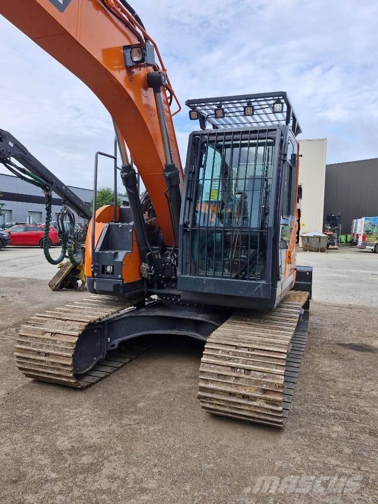 Develon DX 140 LCR-7 Bageri guseničari