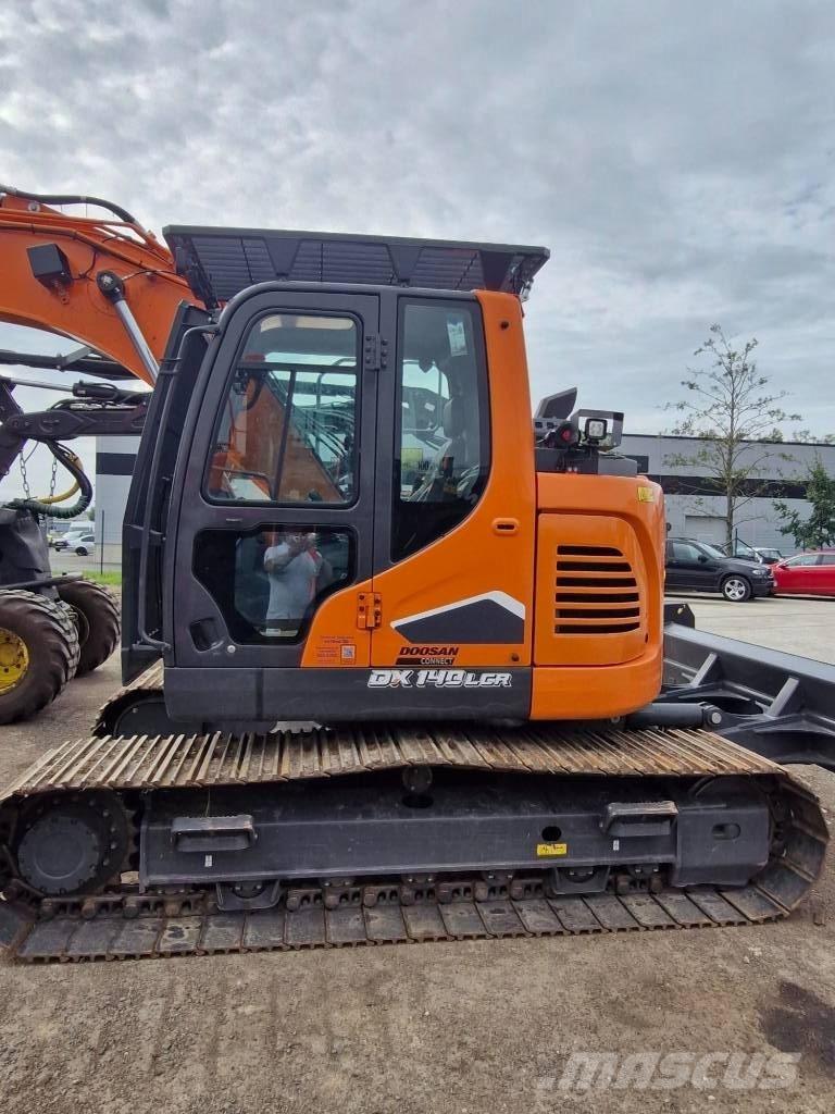 Develon DX 140 LCR-7 Bageri guseničari