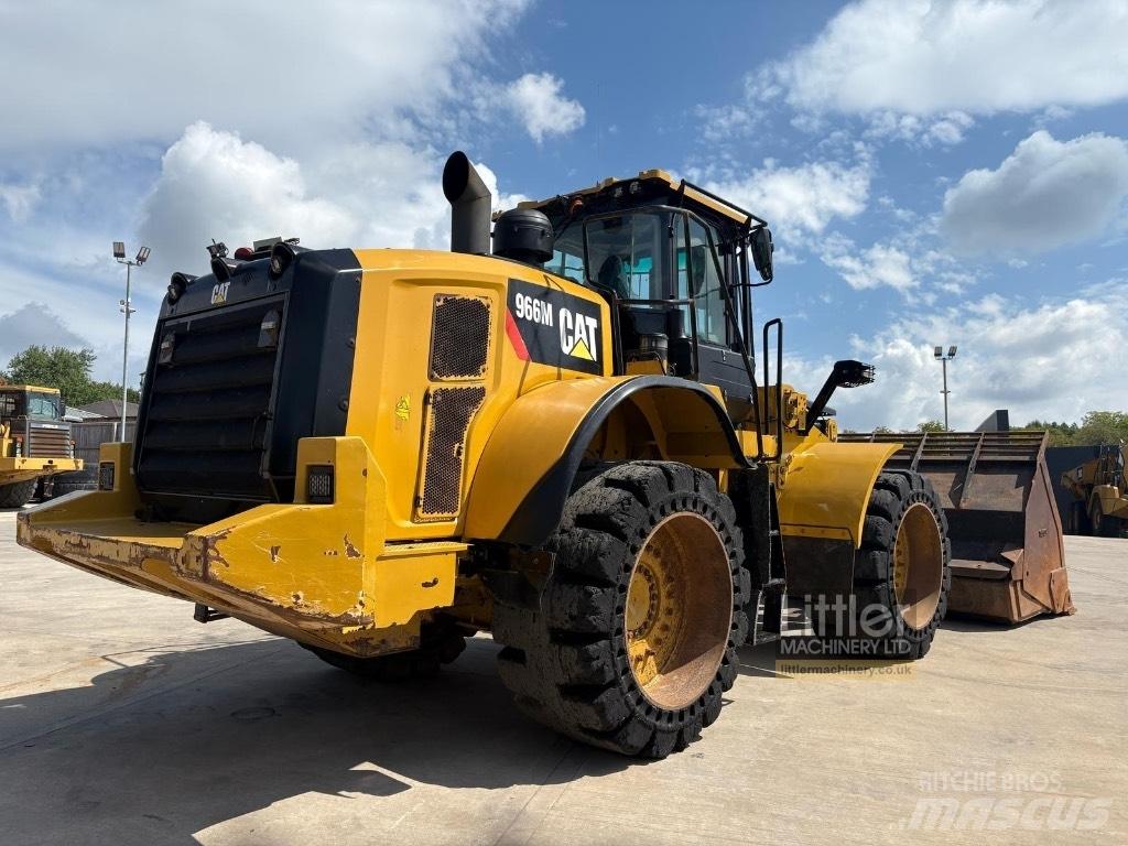 CAT 966 M Utovarivači na točkove