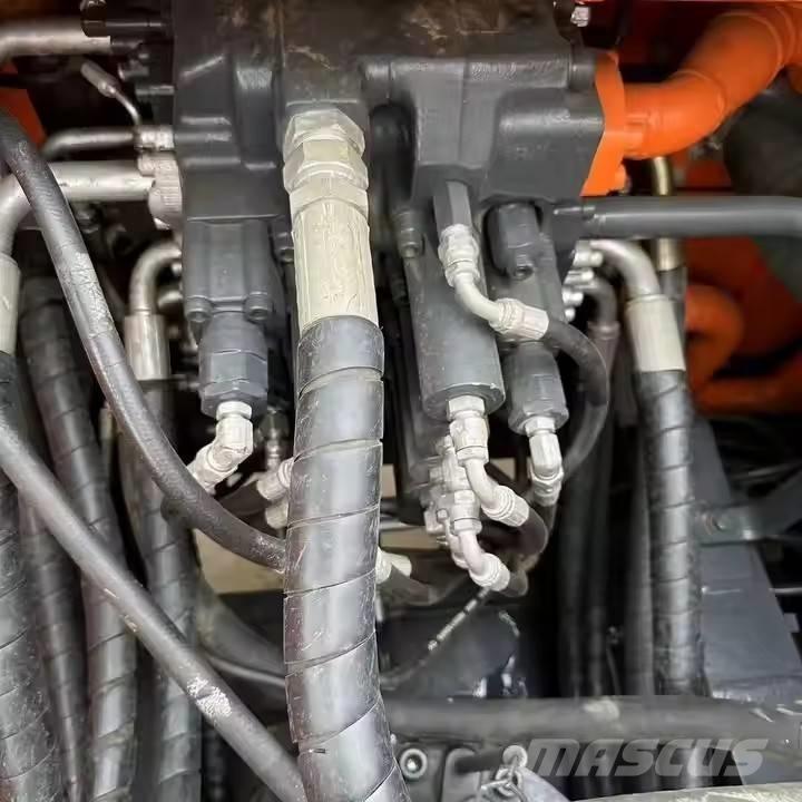 Doosan DX 300 LC Bageri guseničari