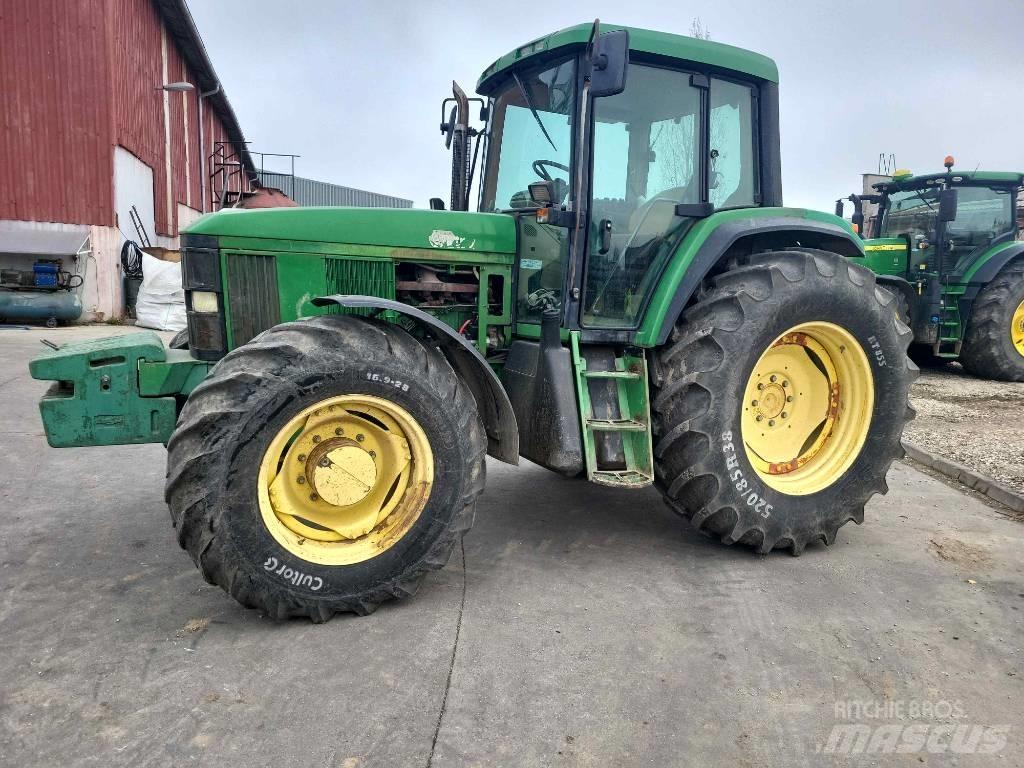 John Deere 6910 Traktori