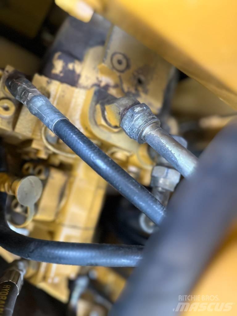 CAT 308C Bageri guseničari