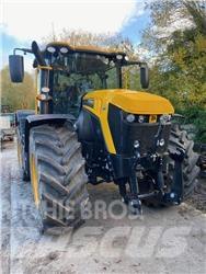 JCB Fastrac 4220 Traktori