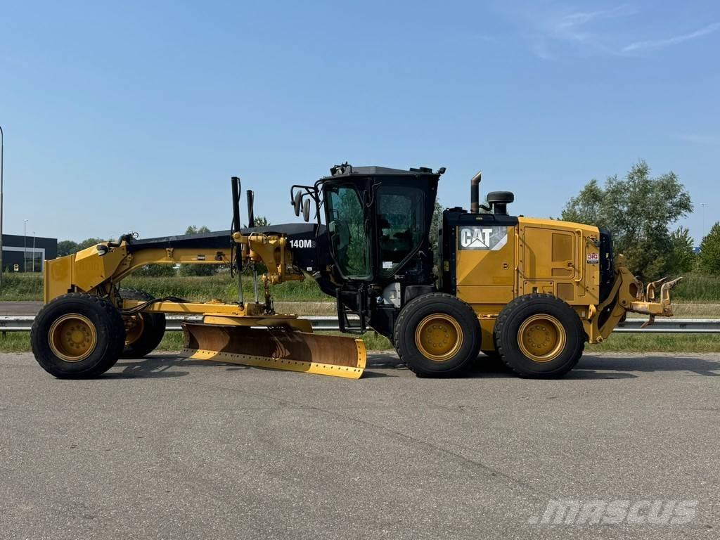 CAT 140M3 Grejderi