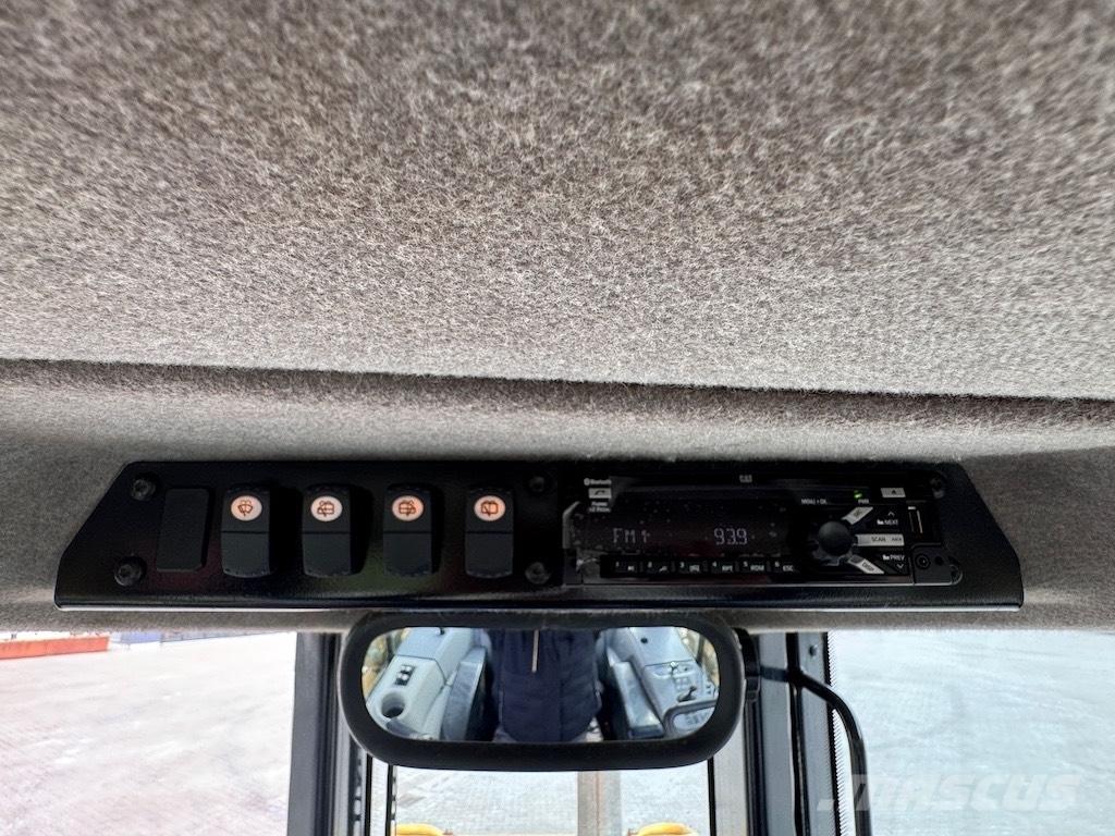 CAT D6N XL Buldožeri guseničari