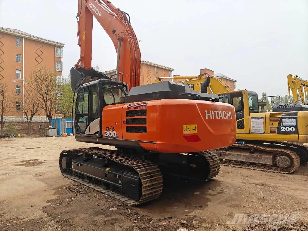 Hitachi ZX300 Bageri guseničari