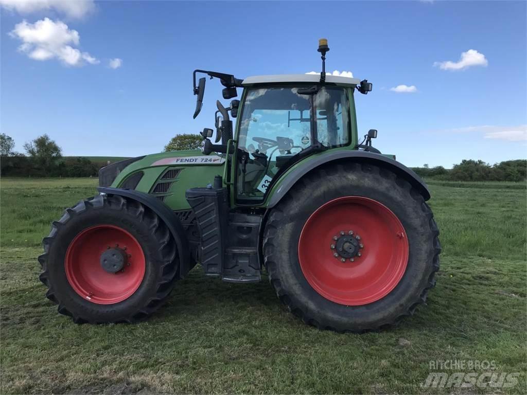 Fendt 724 Vario Traktori