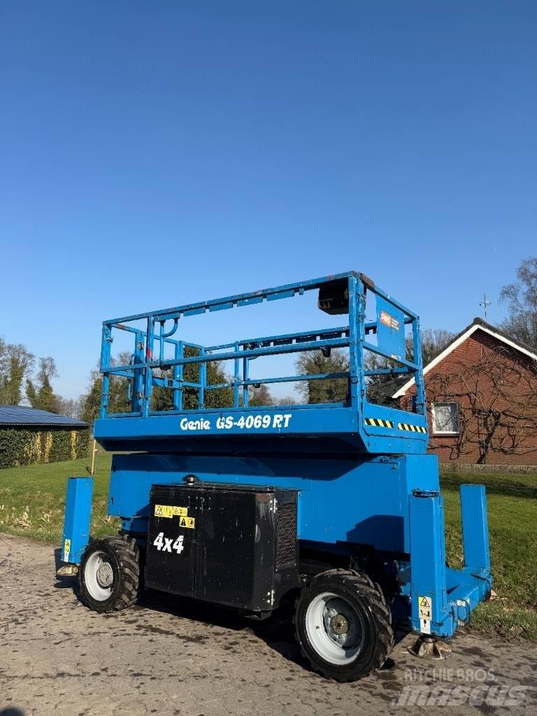 Genie GS 4069 RT Makazaste platforme