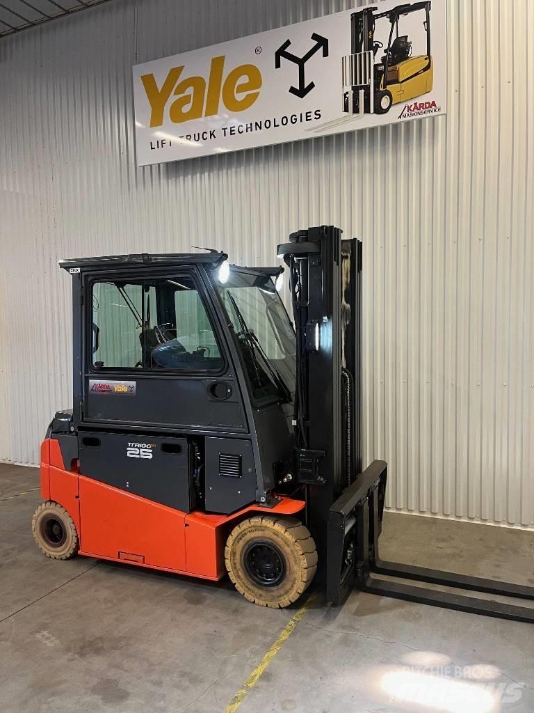 Toyota 8 FBMT 25 Električni viljuškari