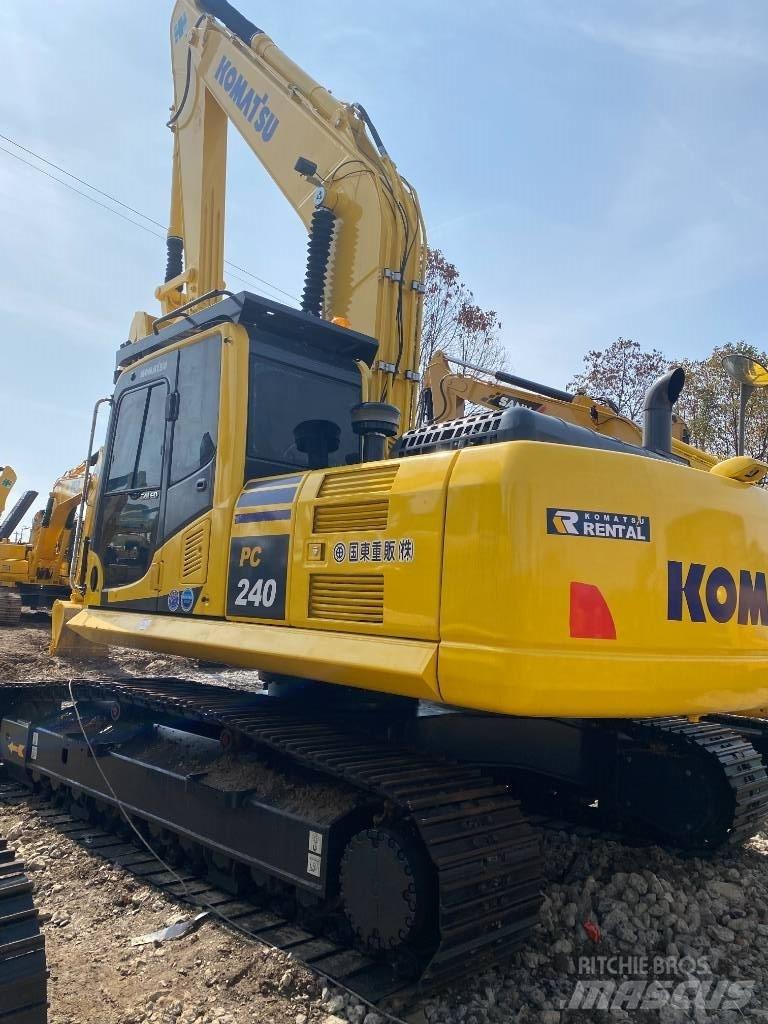 Komatsu 240LC-8 Bageri guseničari