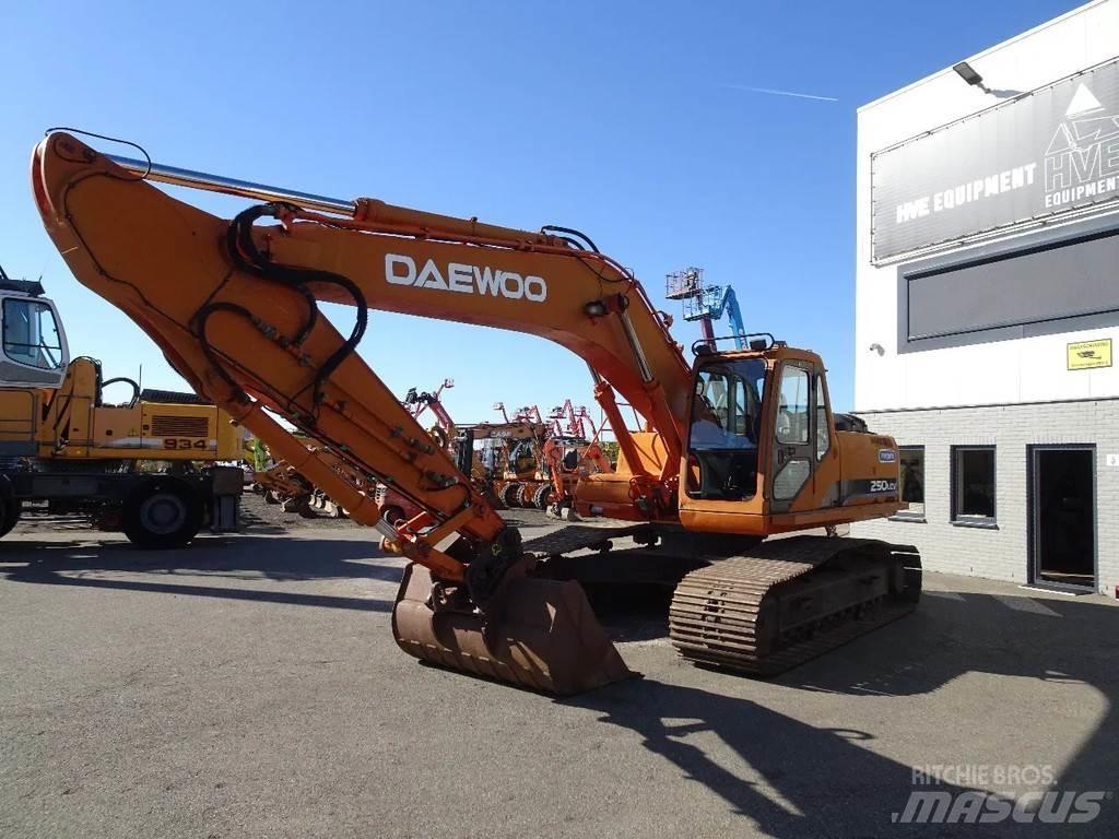 Daewoo SL250LC-V Bageri guseničari