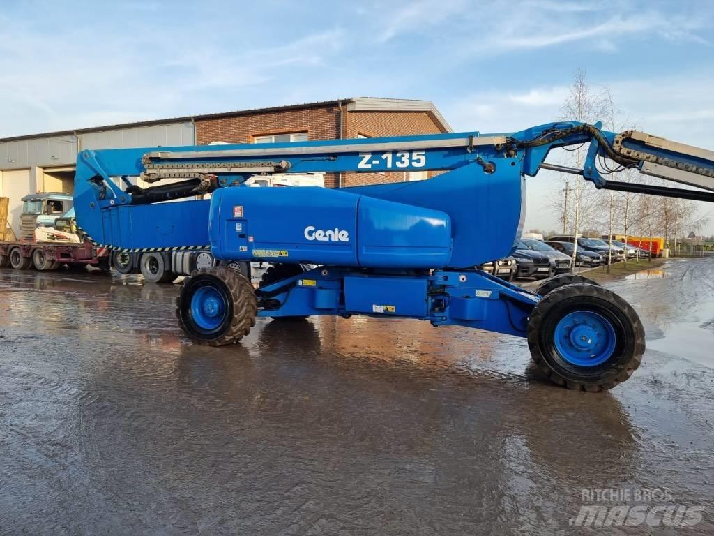 Genie Z 135 4x4 Zglobne podizne platforme