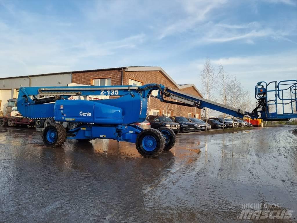 Genie Z 135 4x4 Zglobne podizne platforme