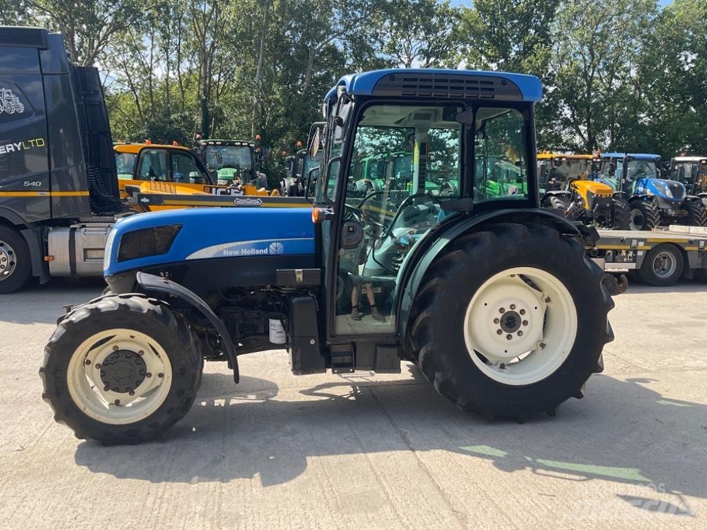 New Holland T 4050 F Traktori
