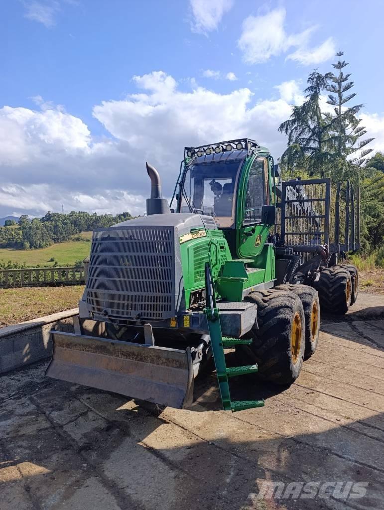 John Deere 1510G Forvarderi