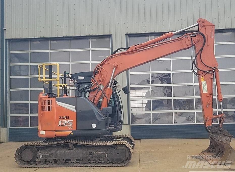 Hitachi ZX135US-7 Bageri guseničari