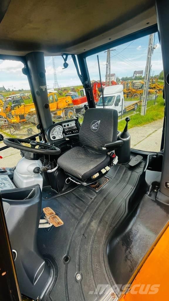 JCB 4 CX Rovokopači