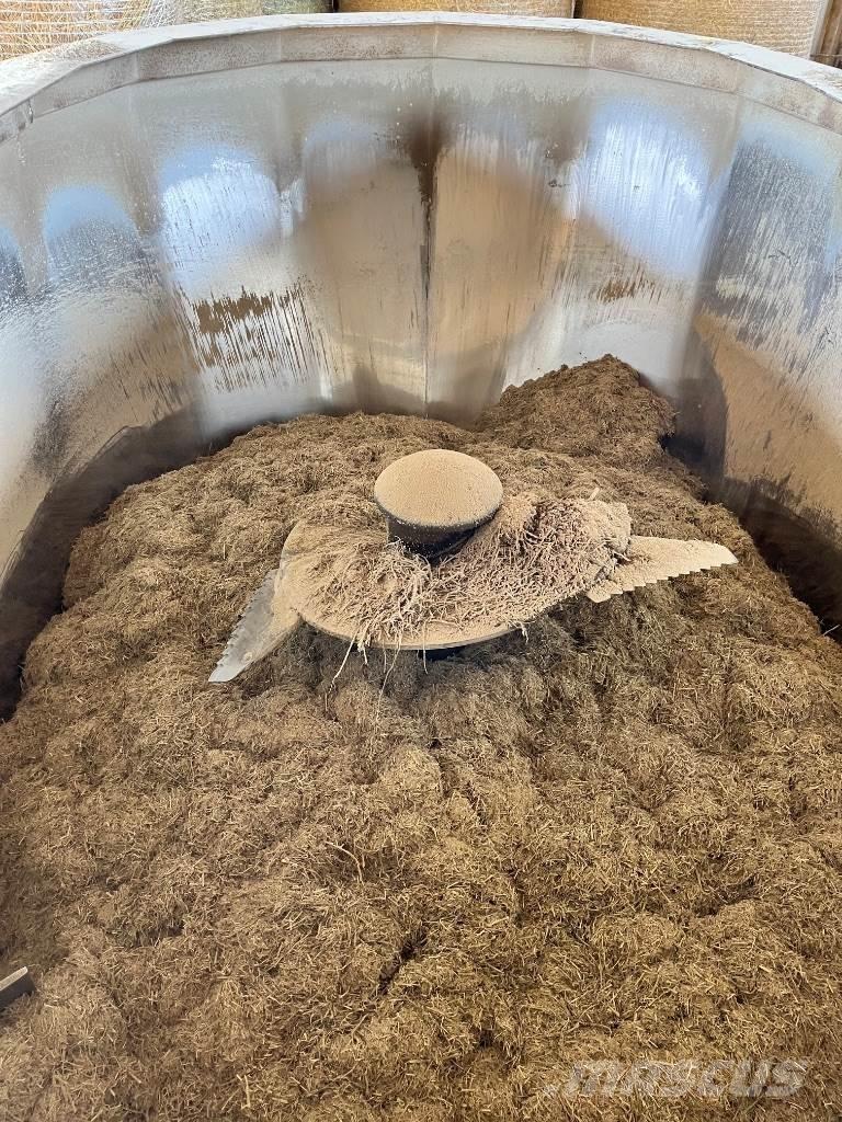  Pagliari Thv 116 Mešaona stočne hrane