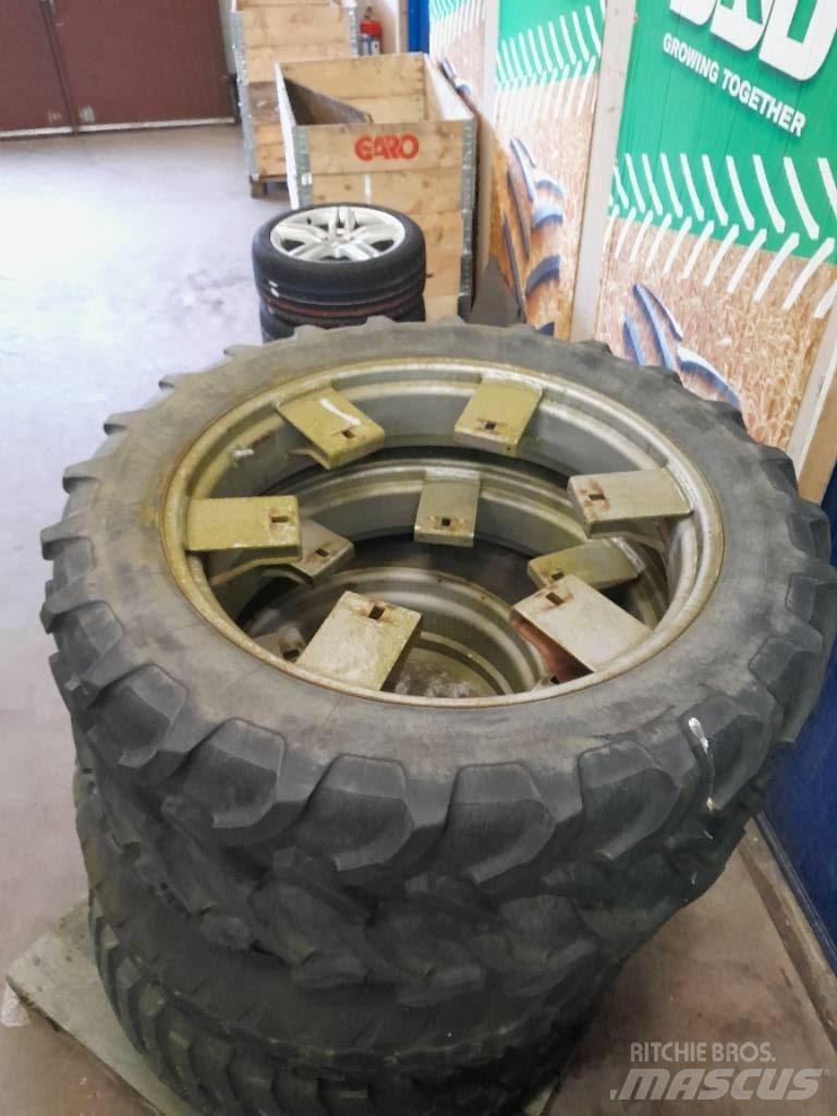 Michelin 9,5-32 Gume, točkovi i felne