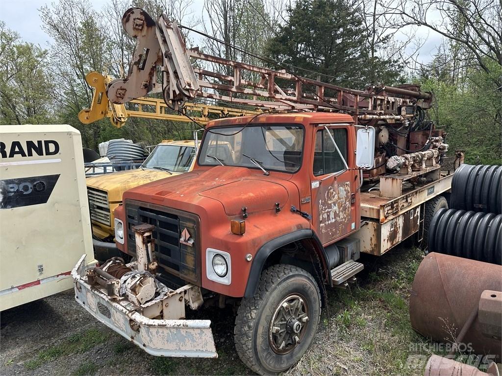 Navistar 1854 Kamioni sa otvorenim sandukom