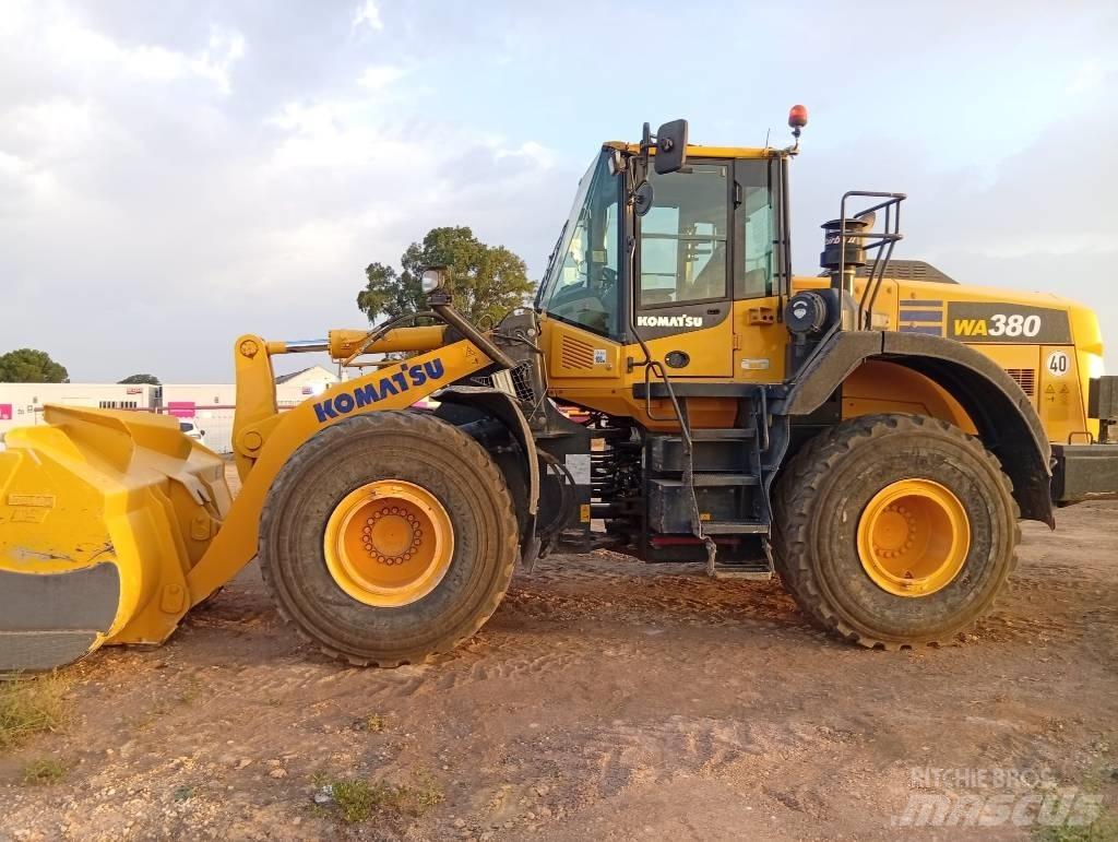Komatsu WA 380-8 Utovarivači na točkove