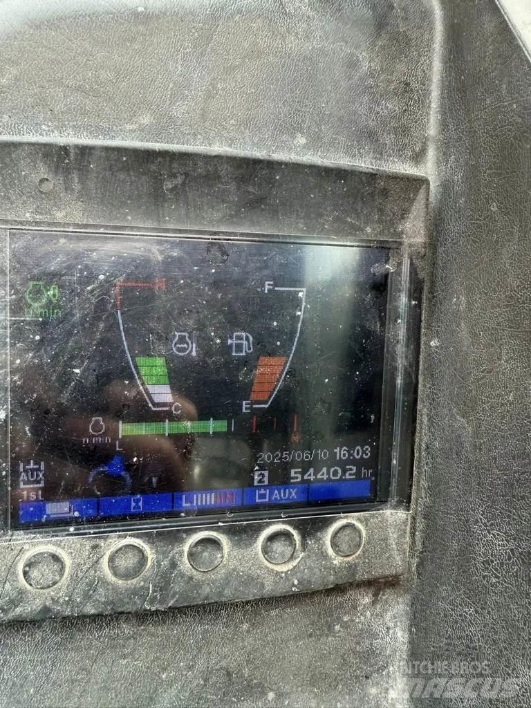 Takeuchi TB230 Mini bageri < 7t