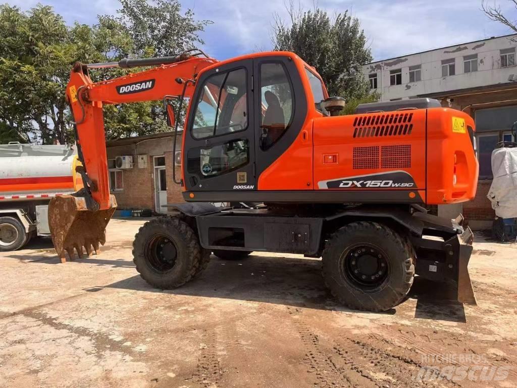 Doosan DH150W Bageri točkaši