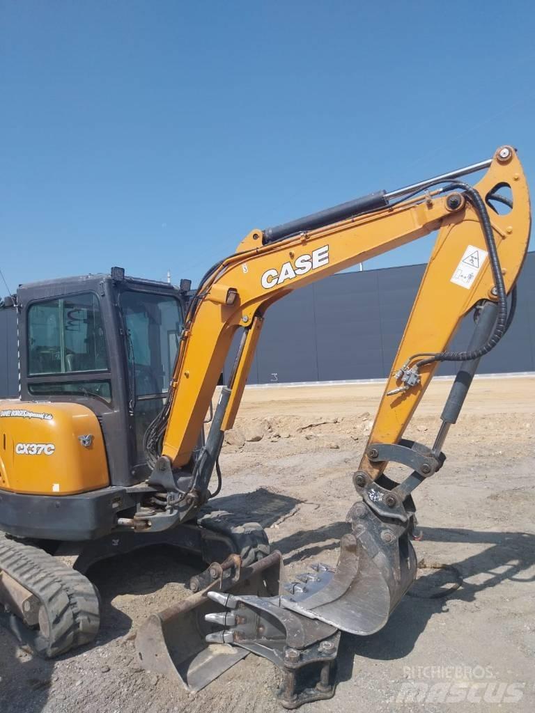 CASE CX 37 C Mini bageri < 7t