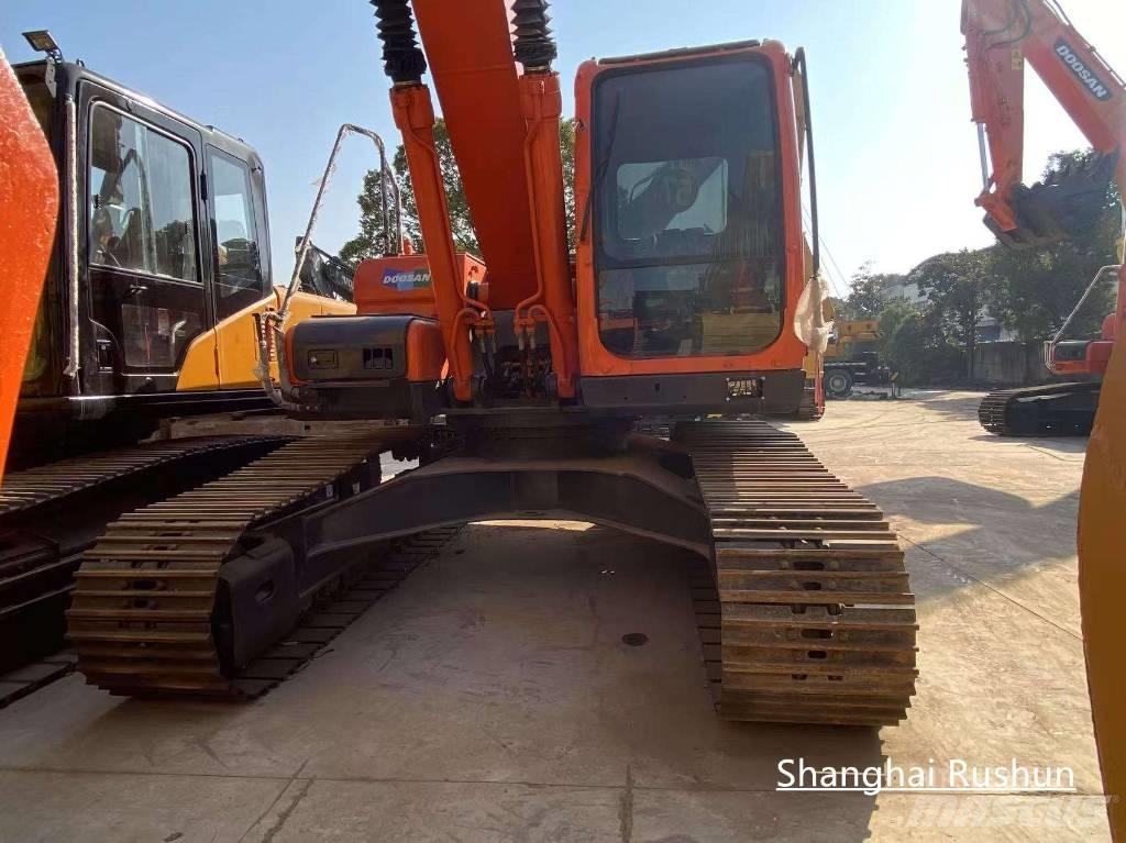 Doosan 225LC-9 Bageri guseničari