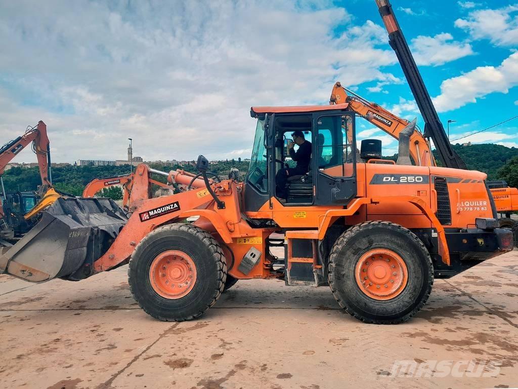 Doosan DL 250-3 Utovarivači na točkove